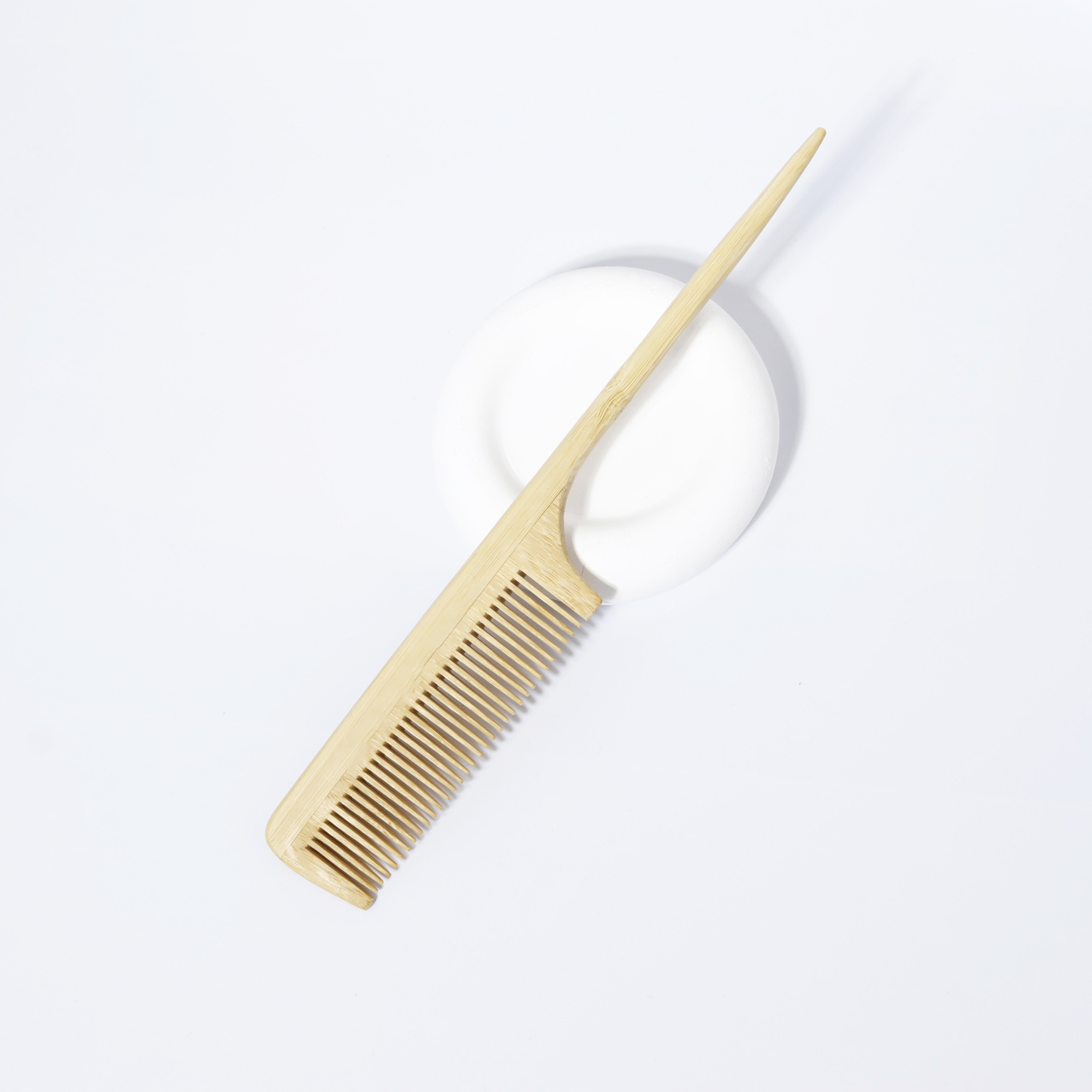 Wooden pointed tail comb,fine  – Hair Care Ordinary recenzja i cena